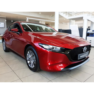 Vnútorná nerezová lišta prahu piatych dverí Mazda 3  2019 -