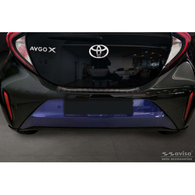 Ochranná nerezová lišta prahu piatych dverí (čierna) Toyota Aygo X 2022 -