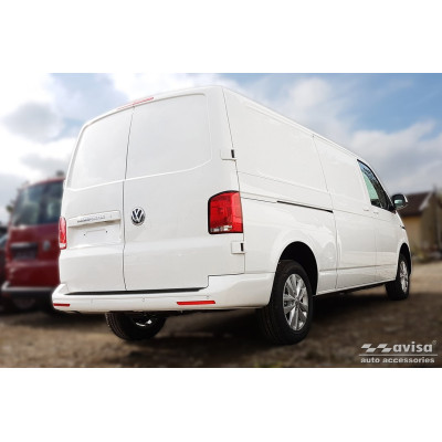 Ochranná uhlíková lišta prahu piatych dverí VW Transporter T5/T6