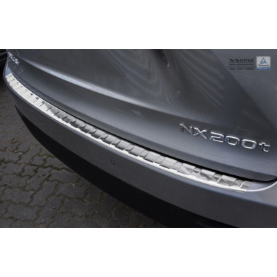 Ochranná nerezová lišta prahu piatych dverí Lexus NX 2014 -