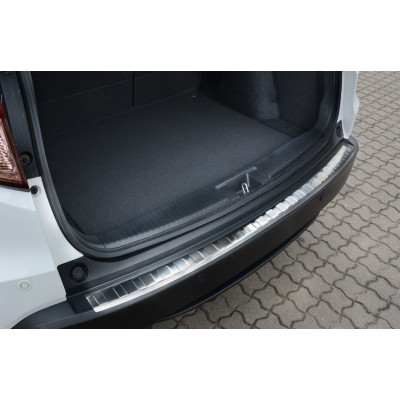 Ochranná nerezová lišta prahu piatych dverí Honda HR-V 2015 -