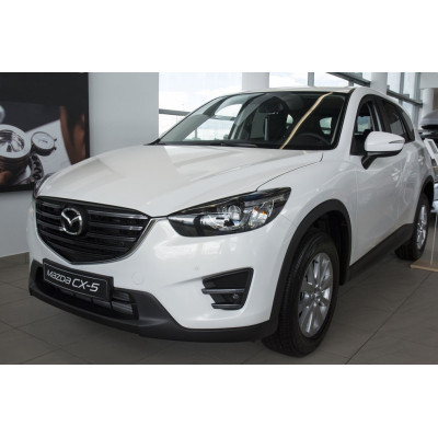 Ochranná nerezová lišta prahu piatych dverí (chróm / čierny carbon) Mazda CX-5 2012 - 2017