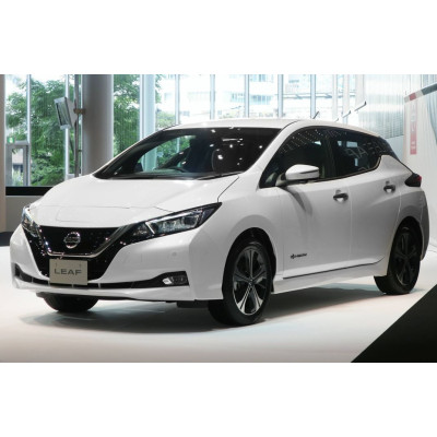 Ochranná nerezová lišta prahu piatych dverí Nissan Leaf II 2017 -