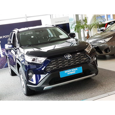 Ochranná nerezová lišta prahu piatych dverí Toyota RAV 4 V 2018 -