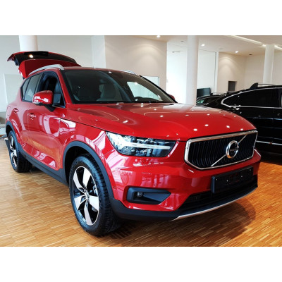 Ochranná nerezová lišta prahu piatych dverí Volvo XC40 2017 -