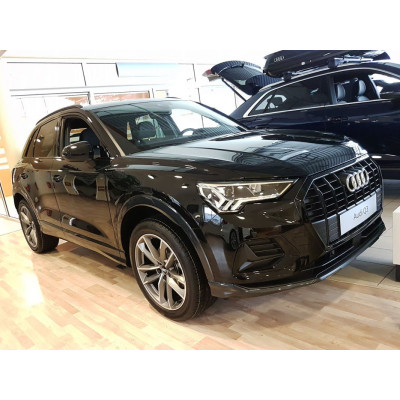 Ochranná nerezová lišta prahu piatych dverí Audi Q3 II 2018 -