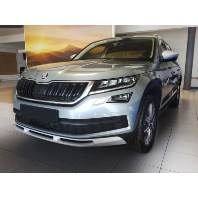 Vnútorná nerezová lišta prahu piatych dverí Škoda Kodiaq 2016 -