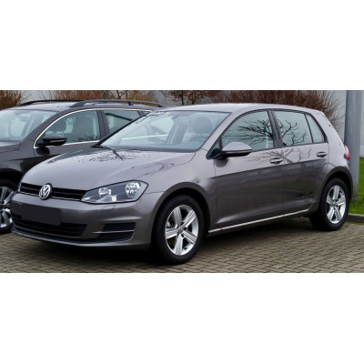 Ochranná nerezová lišta prahu piatych dverí (chróm / čierny carbon) VW Golf IV 2012 -